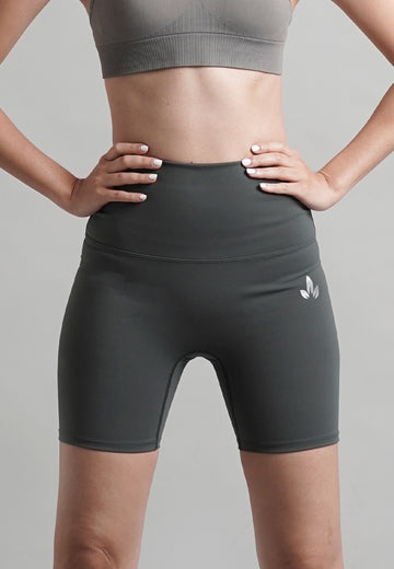 Core Collection: High Rise Training Spin Shorts