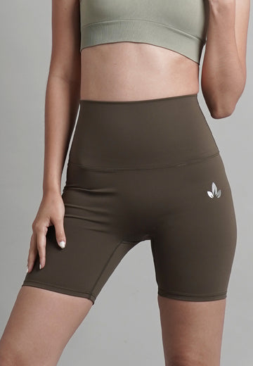 Core Collection: High Rise Training Spin Shorts