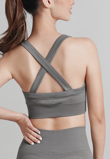 London Collection: Seamless Padded Cross Back Sports Bra