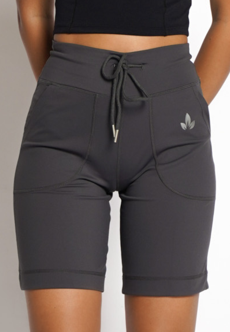 Tyla Bermuda Sport Shorts