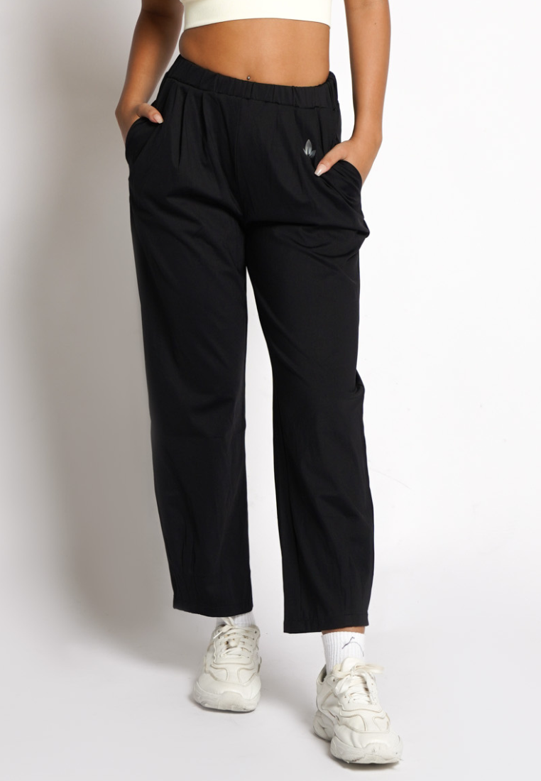 Taniyah Straight Leg Tapered Jogging Pants