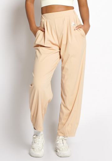 Taniyah Straight Leg Tapered Jogging Pants