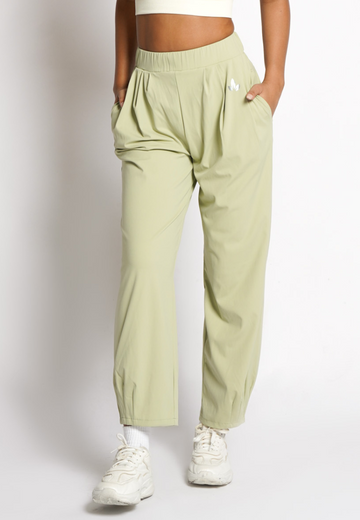 Taniyah Straight Leg Tapered Jogging Pants