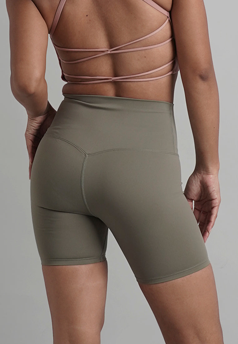 Core Collection: High Rise Training Spin Shorts