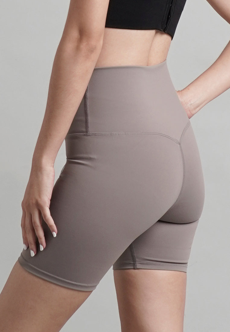 Core Collection: High Rise Training Spin Shorts