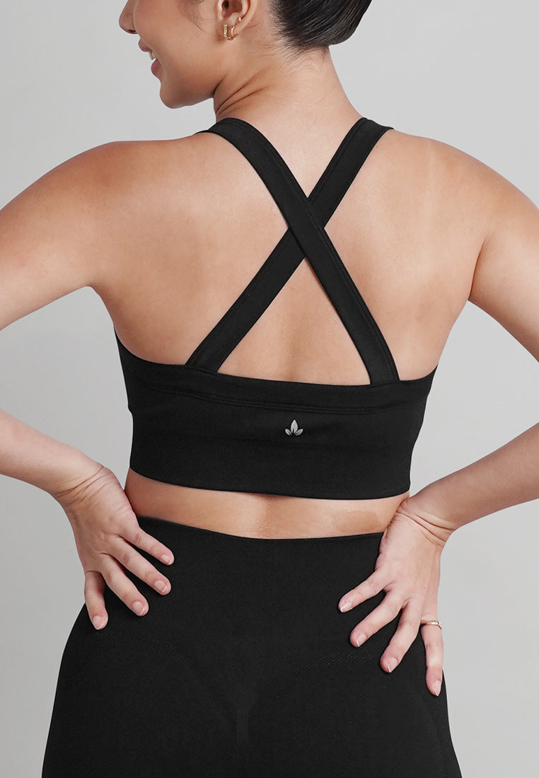 London Collection: Seamless Padded Cross Back Sports Bra