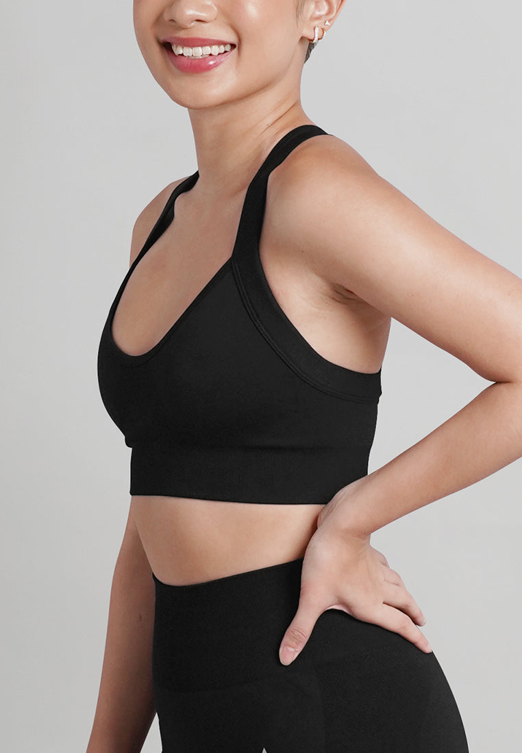London Collection: Seamless Padded Cross Back Sports Bra